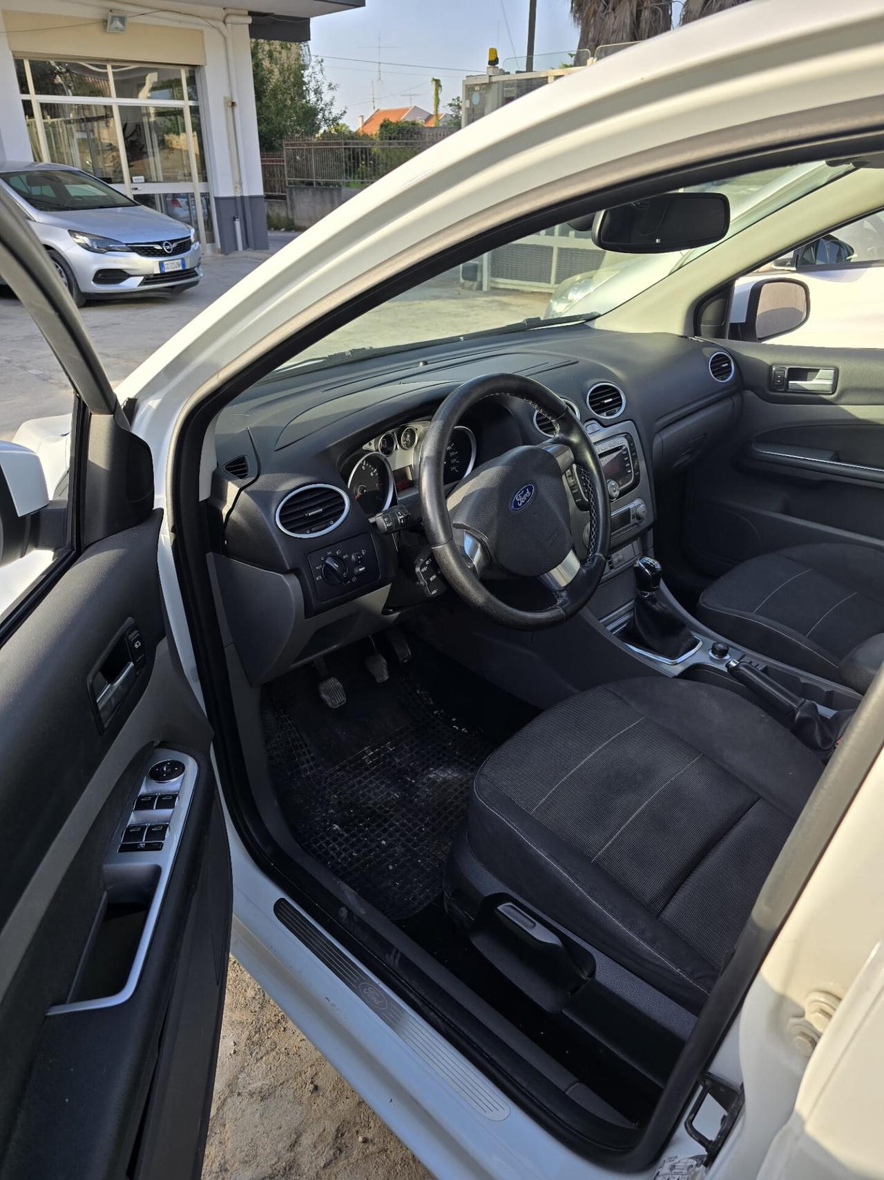 Ford Focus 2.0 (145CV) 5p. Bz.- GPL Tit.