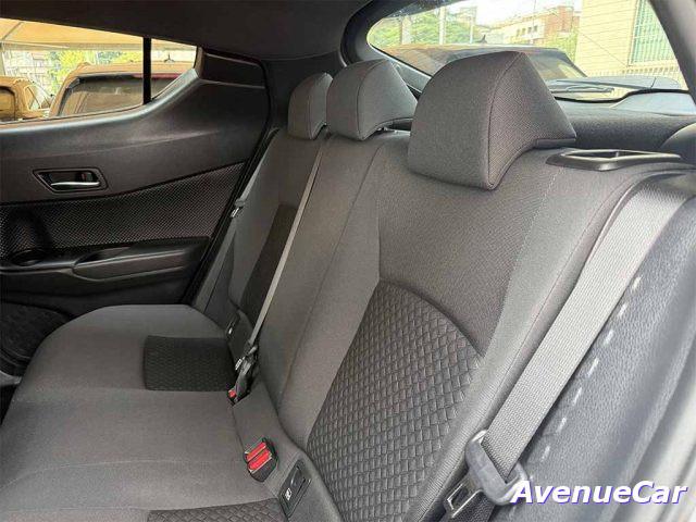 TOYOTA C-HR 1.8h Business e-cvt TELECAMERA CARPLAY PREZZO REAL