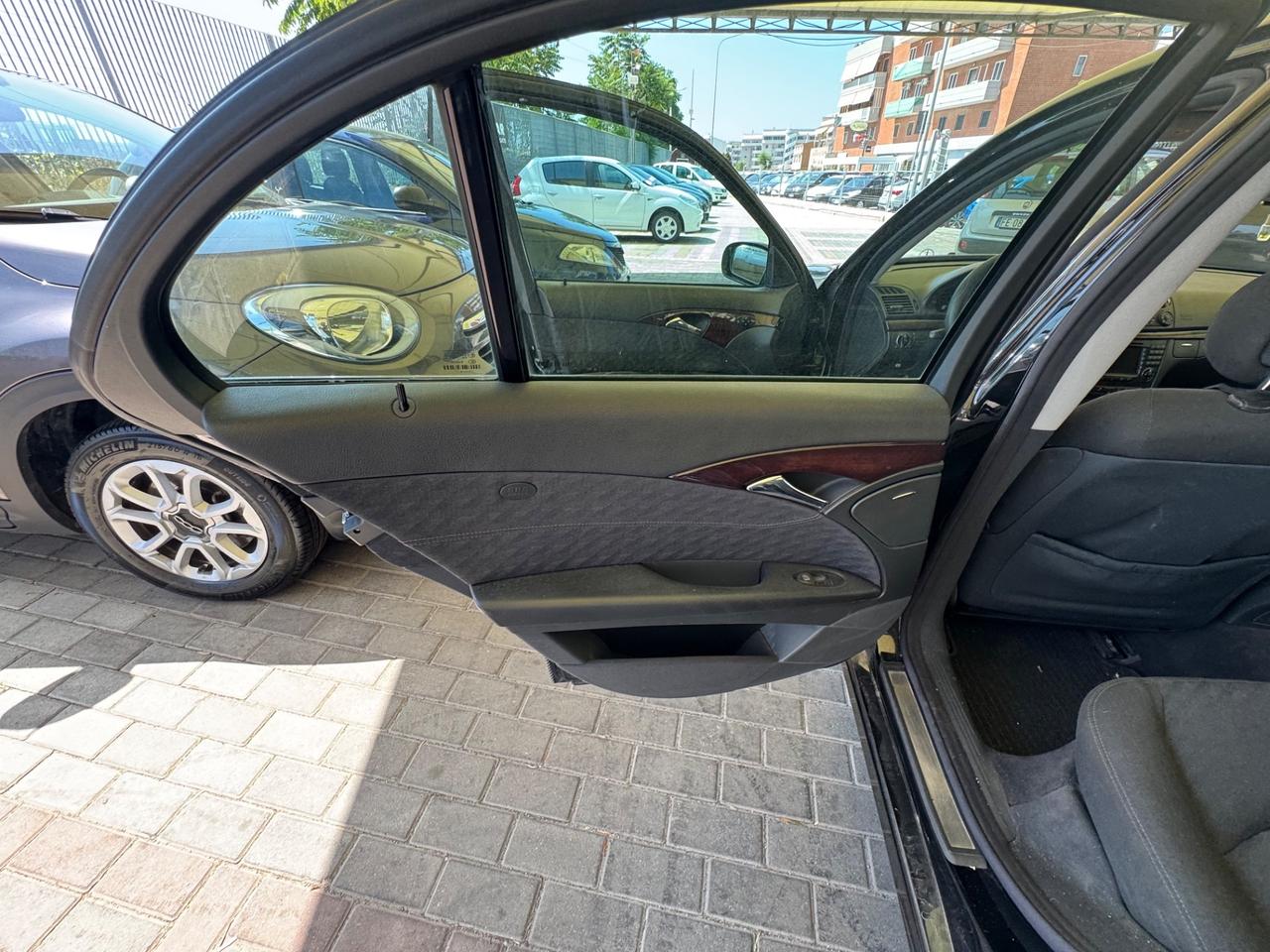 Mercedes-benz E 220 CDI cat Classic