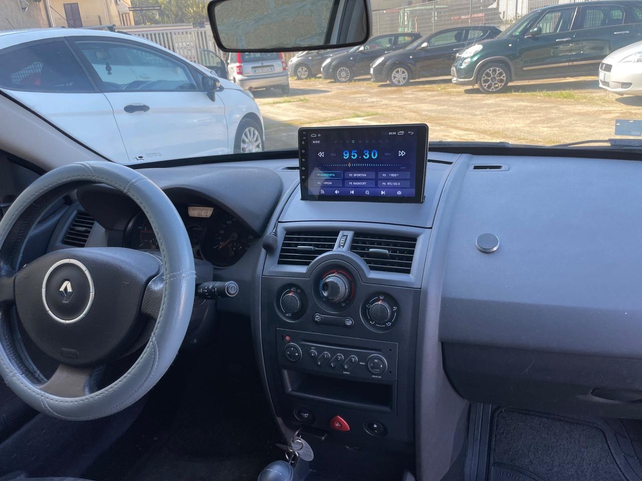 Renault Megane 1.5 dCi/105CV Grandtour Serie Speciale