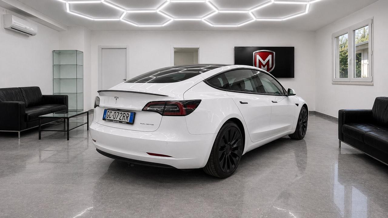 Tesla Model 3 Long Range AWD Performance