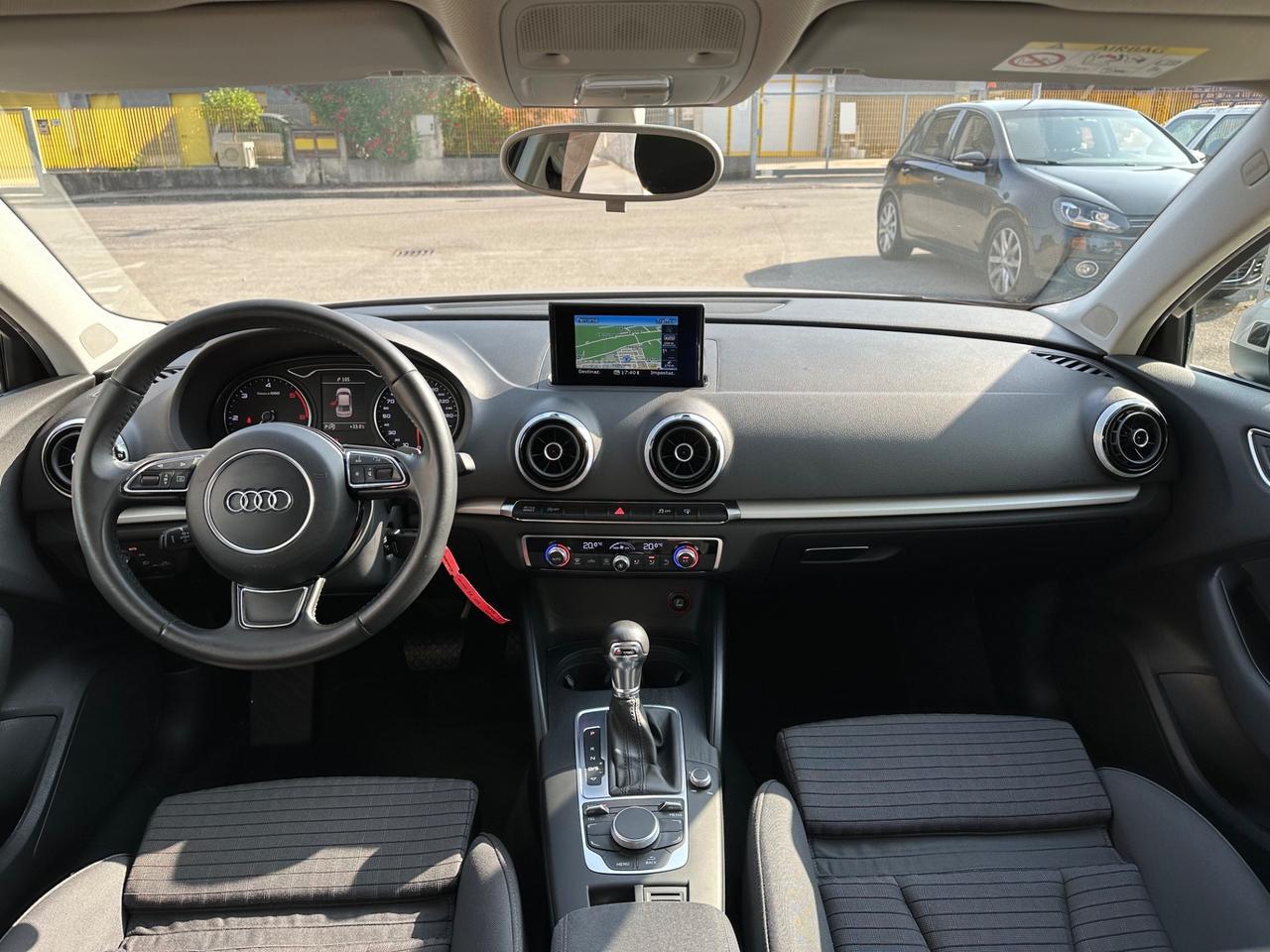 Audi A3 Sedan 1.6 TDI clean diesel S tronic Attraction