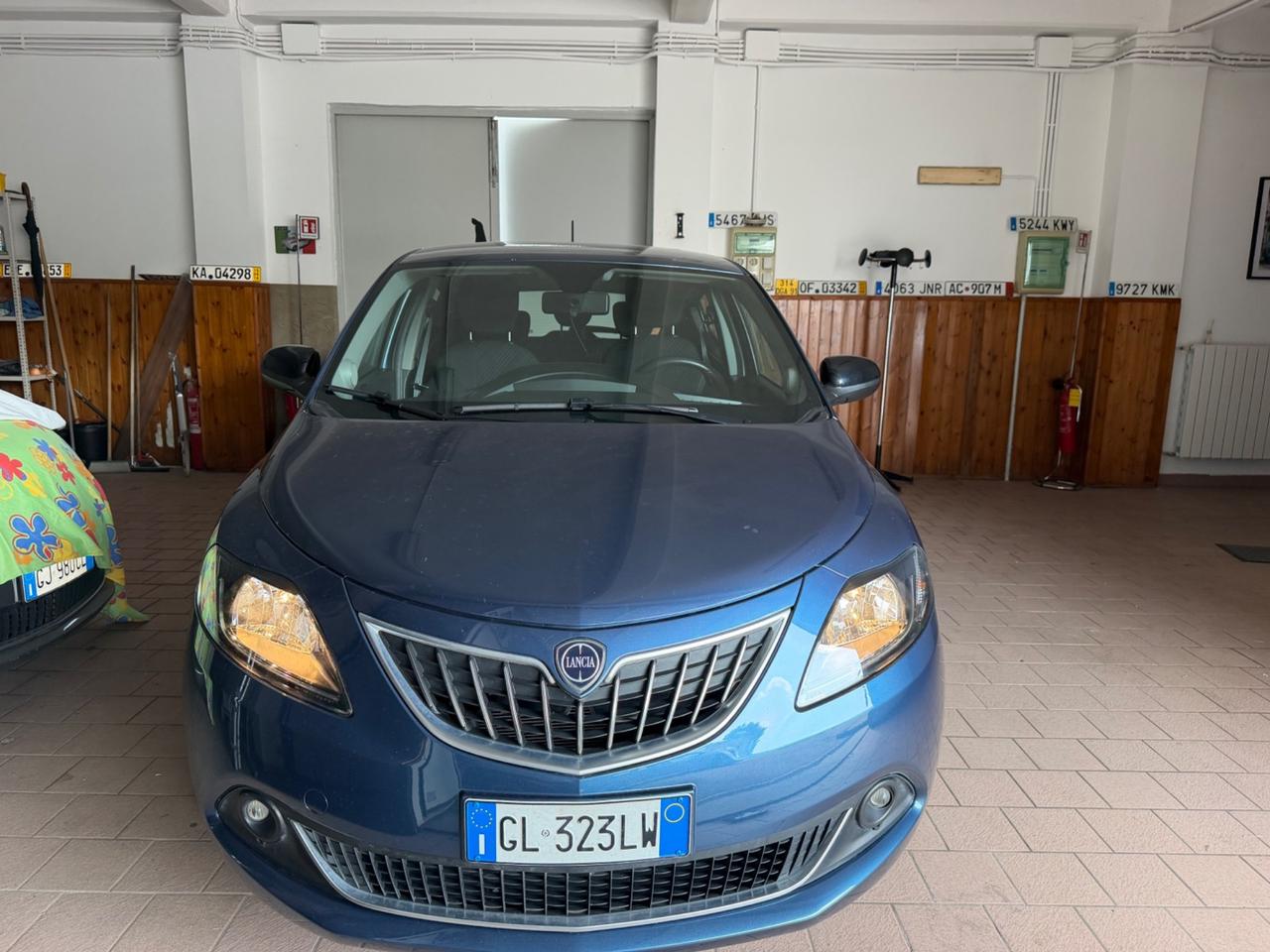 Lancia Ypsilon 1.0 FireFly 5 porte S&S Hybrid Gold