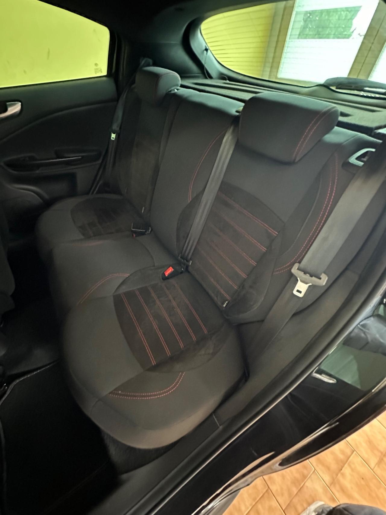 Alfa Romeo Giulietta 1.6 JTDm TCT 120 CV Sport