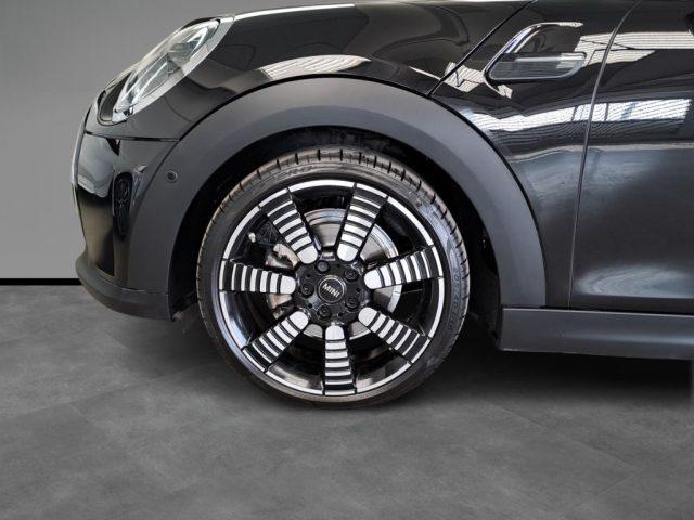 MINI Cooper 1.5 Cooper Classic 5 porte Aut.