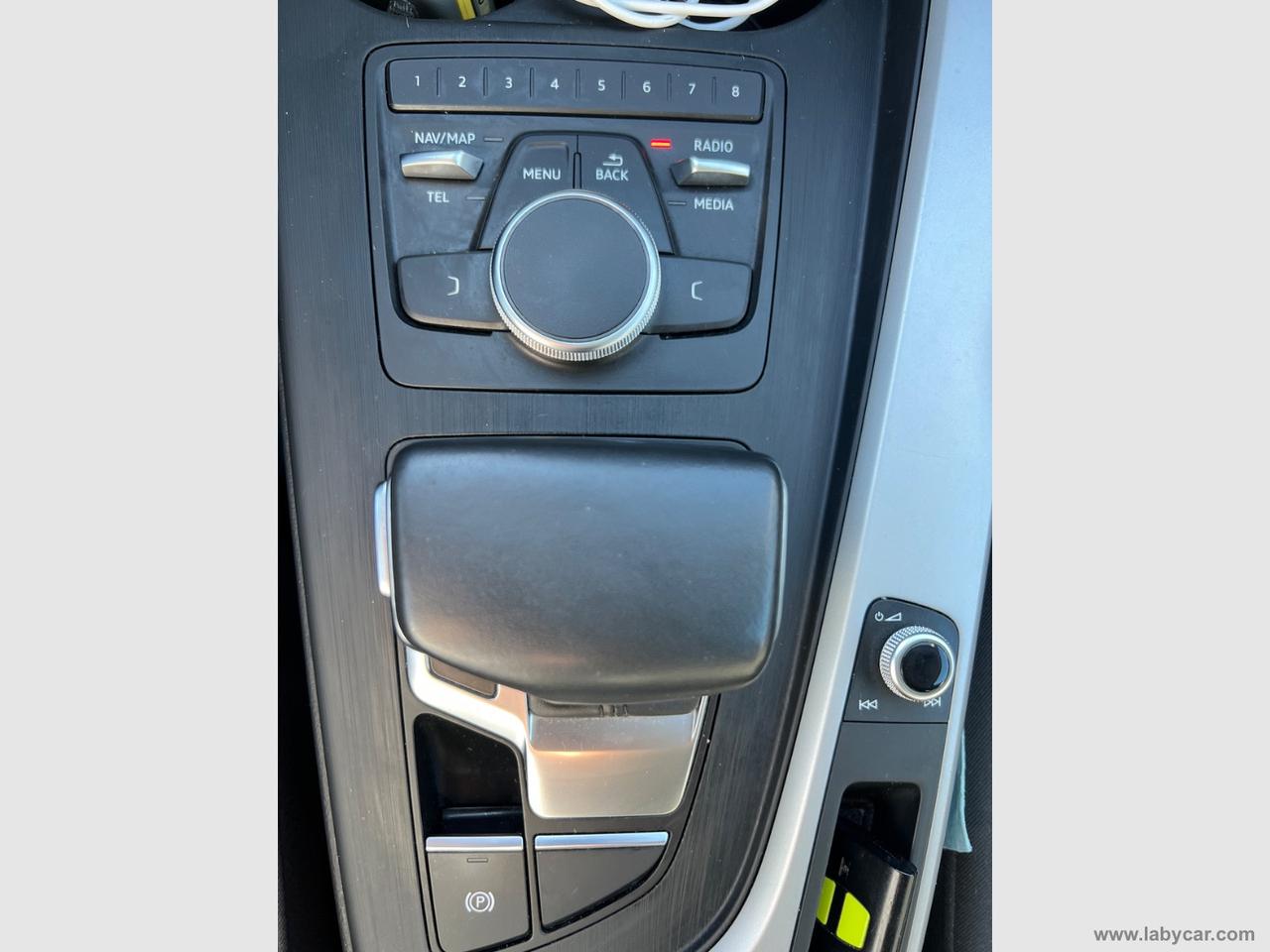 AUDI A4 40 TDI quattro S tronic Business Adv.