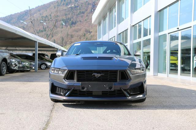 FORD Mustang Fastback 5.0 V8 aut. Dark Horse