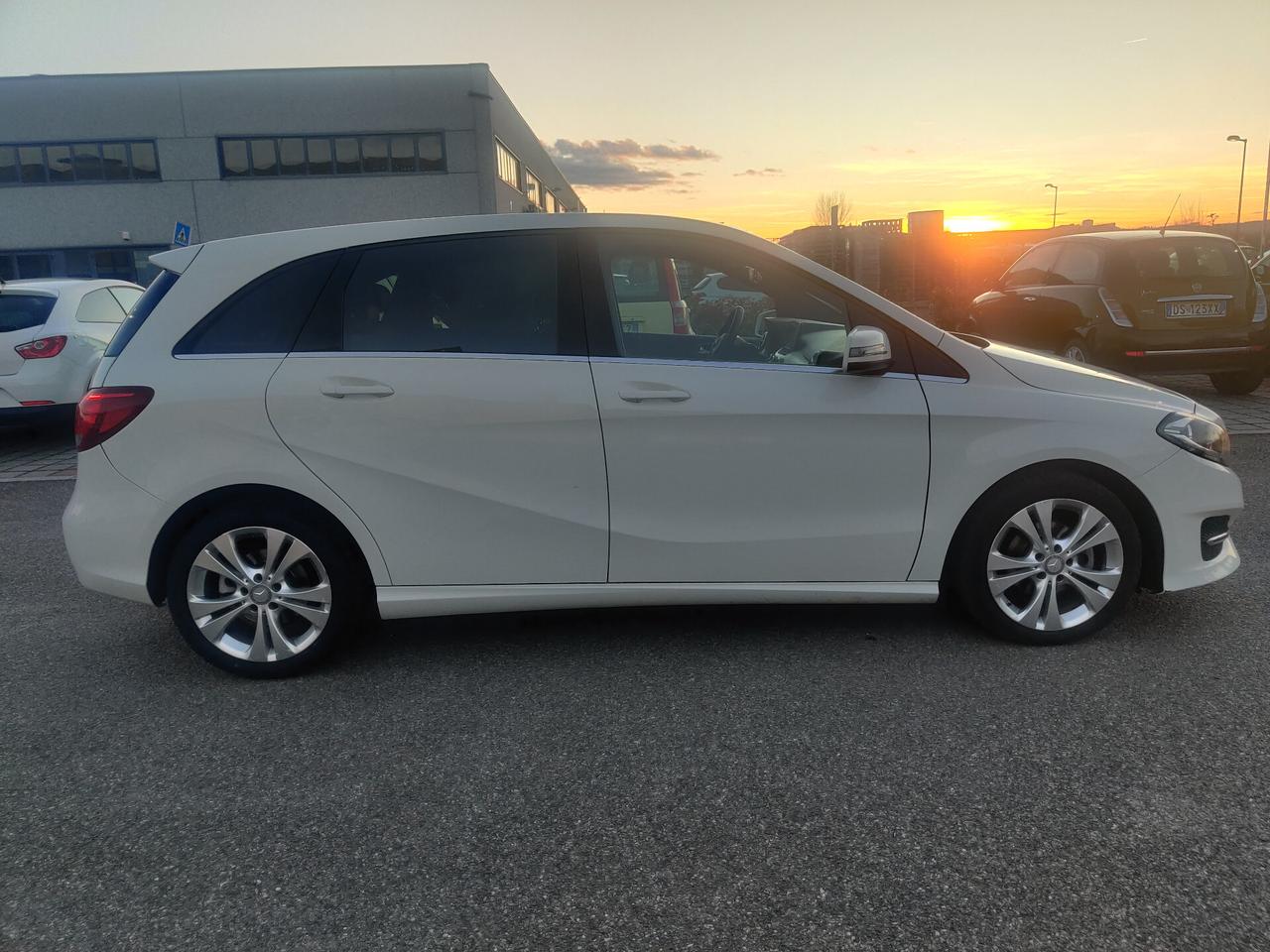 Mercedes-benz B 180 B 180 d Sport