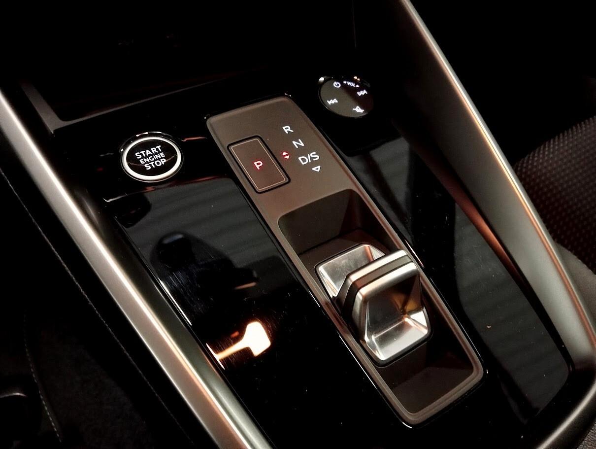 Audi A3 Sportback 2.0TDI 150cv SLINE IVA DEDUCIBILE S-LINE