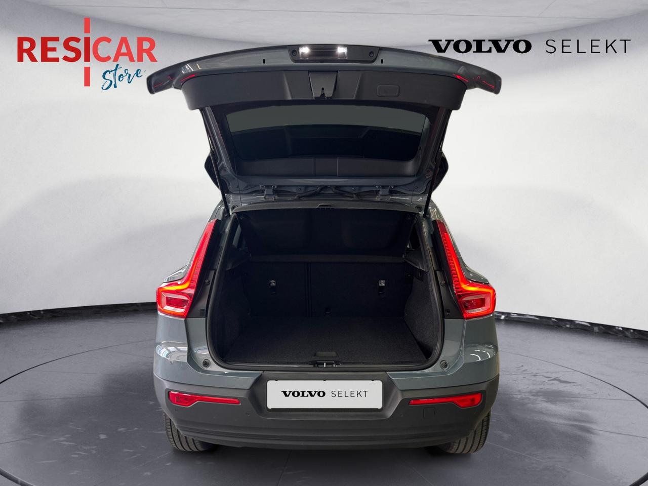 VOLVO XC40 1.5 t2 Momentum