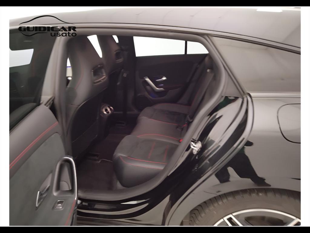 Mercedes-Benz CLA Sh.Brake - X118 - CLA Shooting Brake 200 d Premium auto