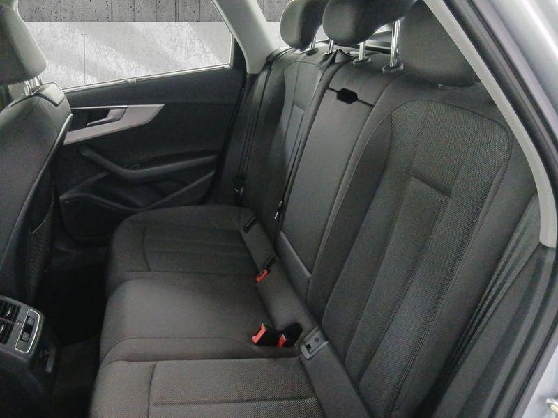 Audi A4 Avant 30 2.0 tdi mhev Business 136cv s-tronic