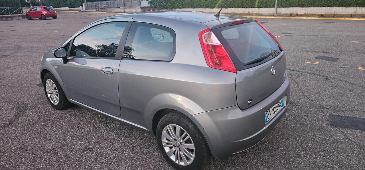 Fiat Grande Punto 1.3 MJT 75 CV 5 porte Active
