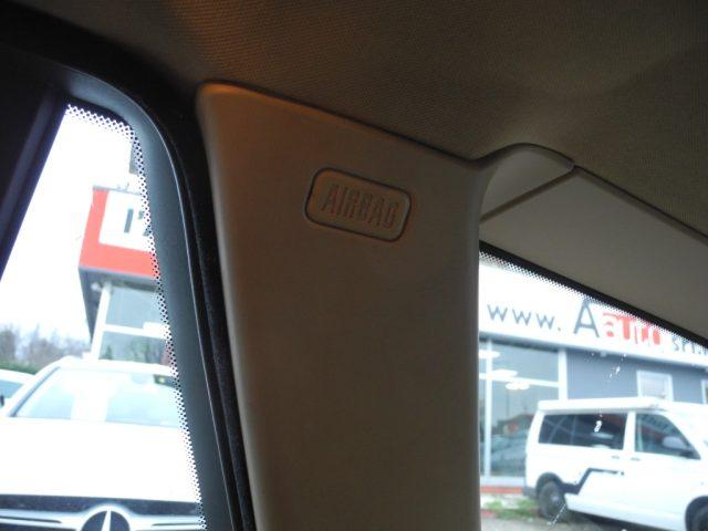 BMW 320 i Touring - PELLE - TETTO APRIBILE - LEGGERE NOTE