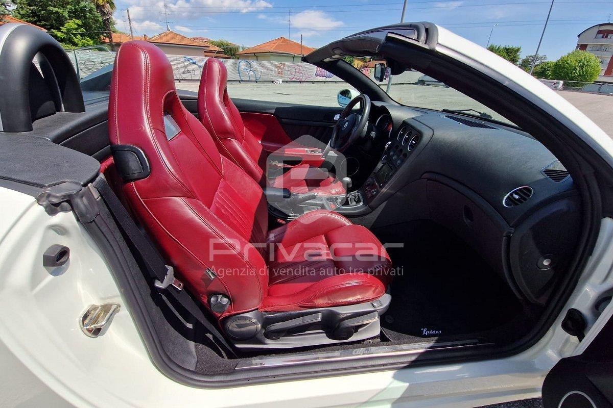 ALFA ROMEO Spider 1750 TBi