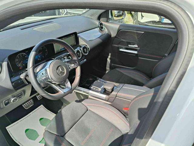 MERCEDES-BENZ GLA 180 d Automatic AMG LINE