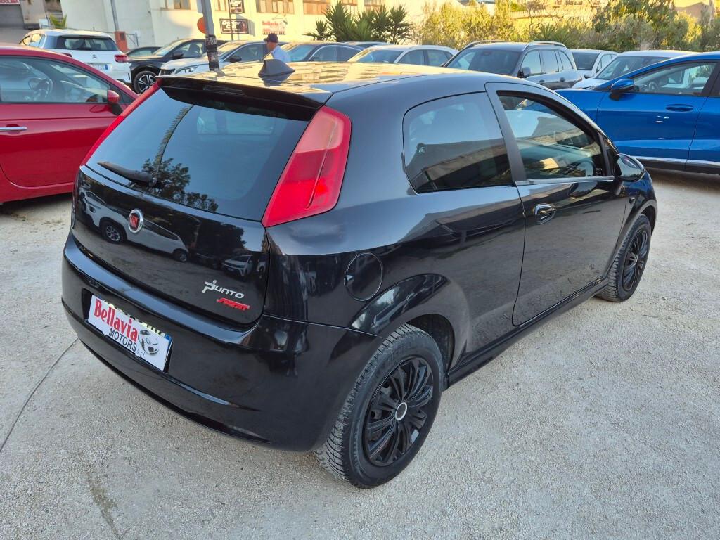 Fiat Grande Punto 1.4 BENZ 3-PORTE