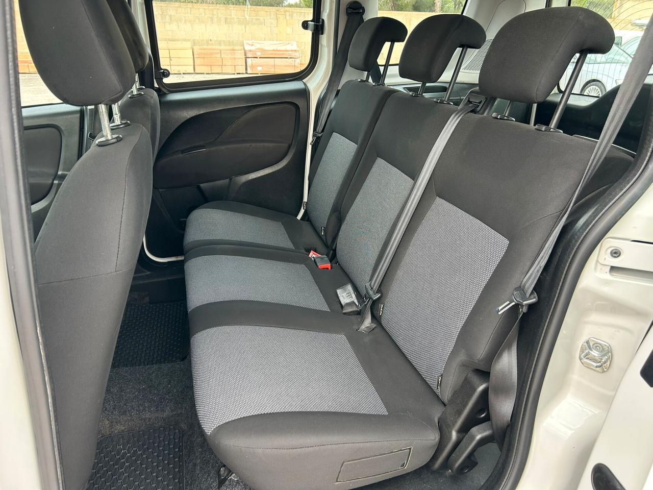 Fiat Doblo 1.6 MJT 120CV 5 Posti