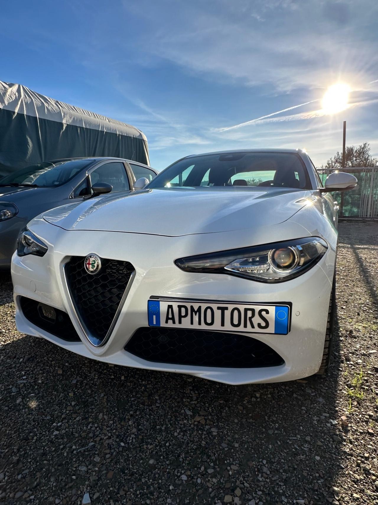 Alfa Romeo Giulia 2.2 Turbodiesel 136 CV AT8 Super