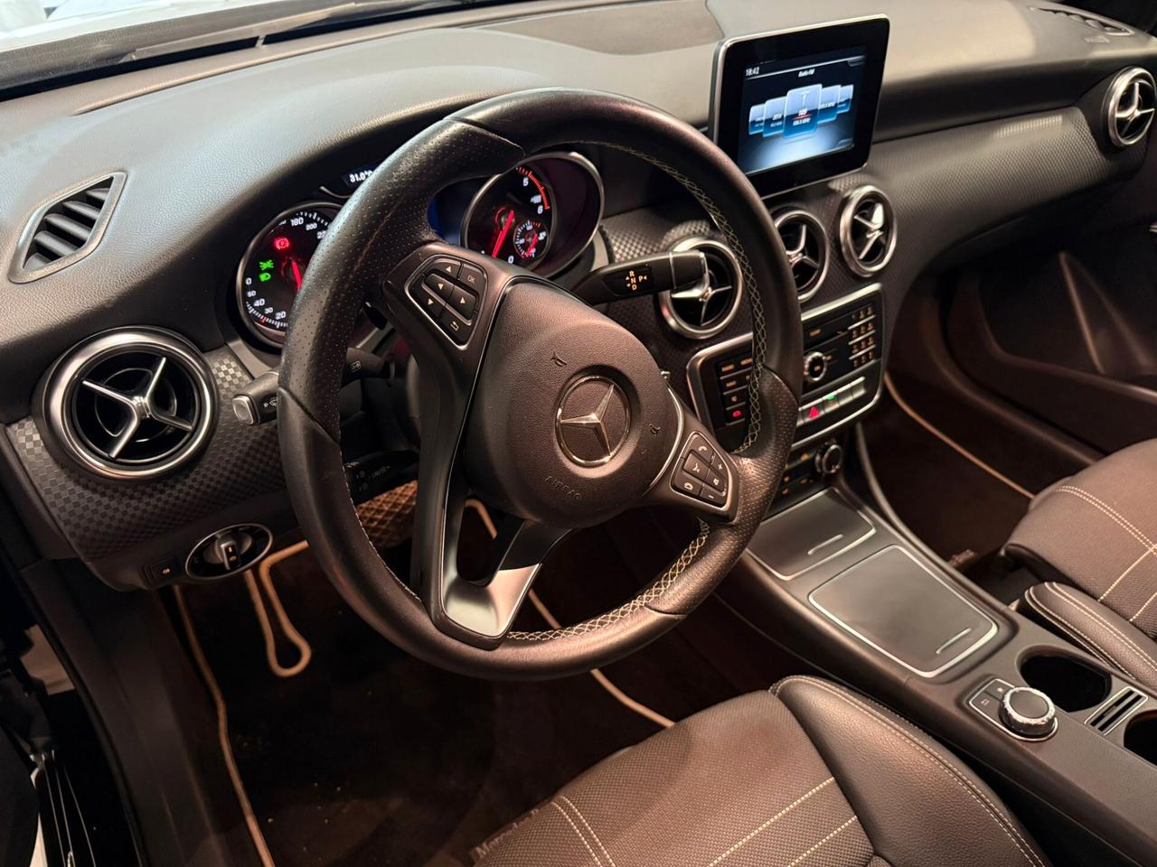 Mercedes-benz A 200 d Automatic 4Matic Premium