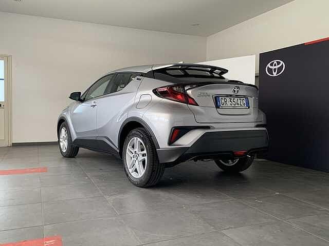 Toyota C-HR 1.8 Hybrid E-CVT Active