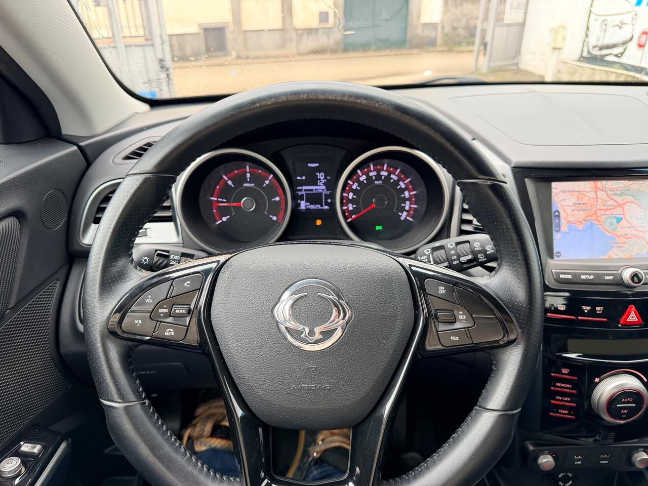 Ssangyong XLV 1.6d 4x4 FULL OPTIONAL