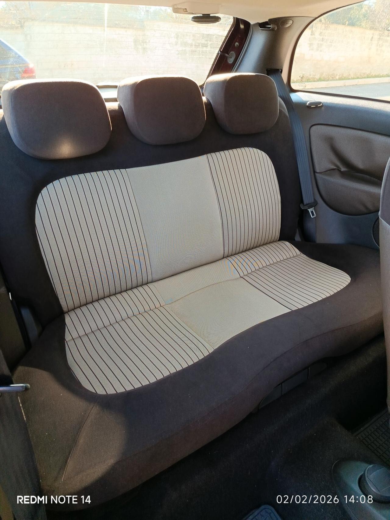 Lancia Ypsilon 1.2 Argento