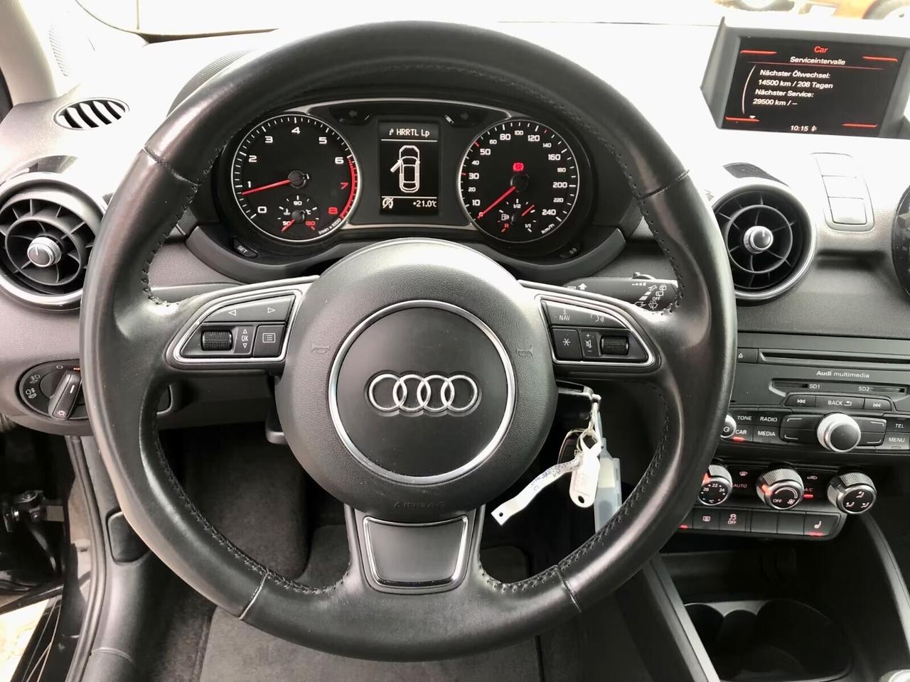 Audi A1 1.2 TFSI S LINE