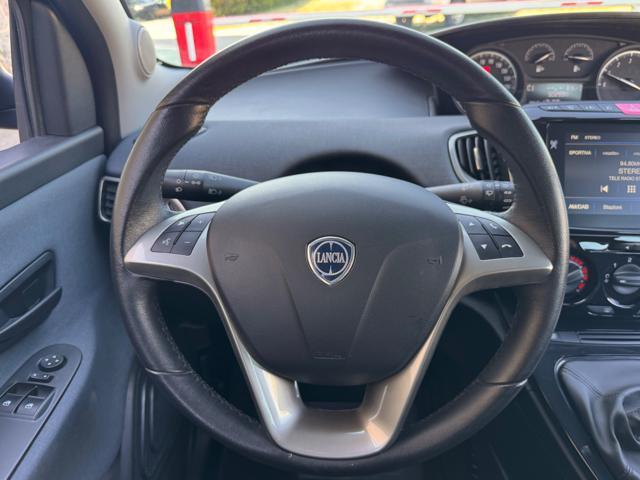 LANCIA Ypsilon 1.0 HYBRID GOLD 5 POSTI+NAVI+SENSORI