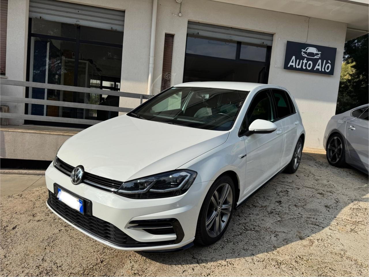 Vw Golf 2.0 TDI - R.LINE - FARI LED - 2019