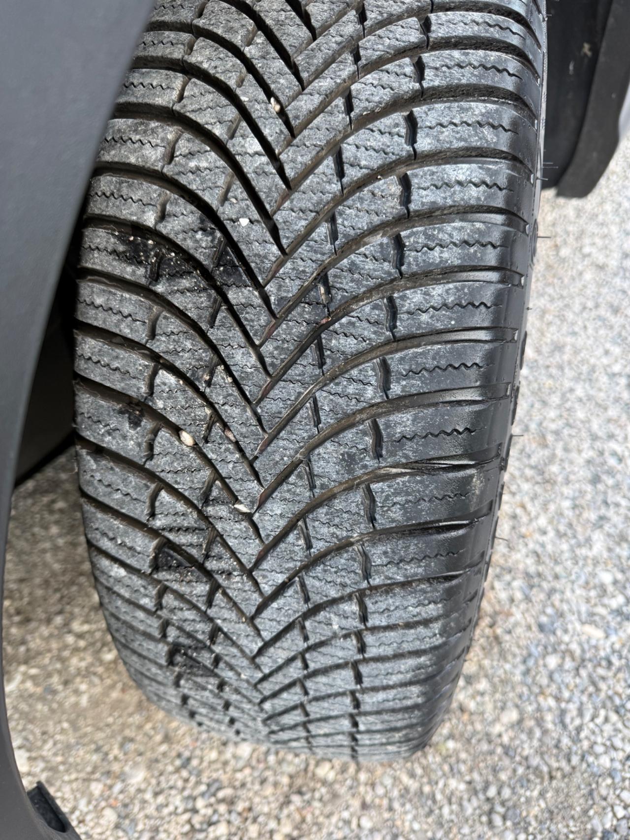 Nissan Qashqai 1.6 dCi 2WD N-Connecta 12 mesi di garanzia