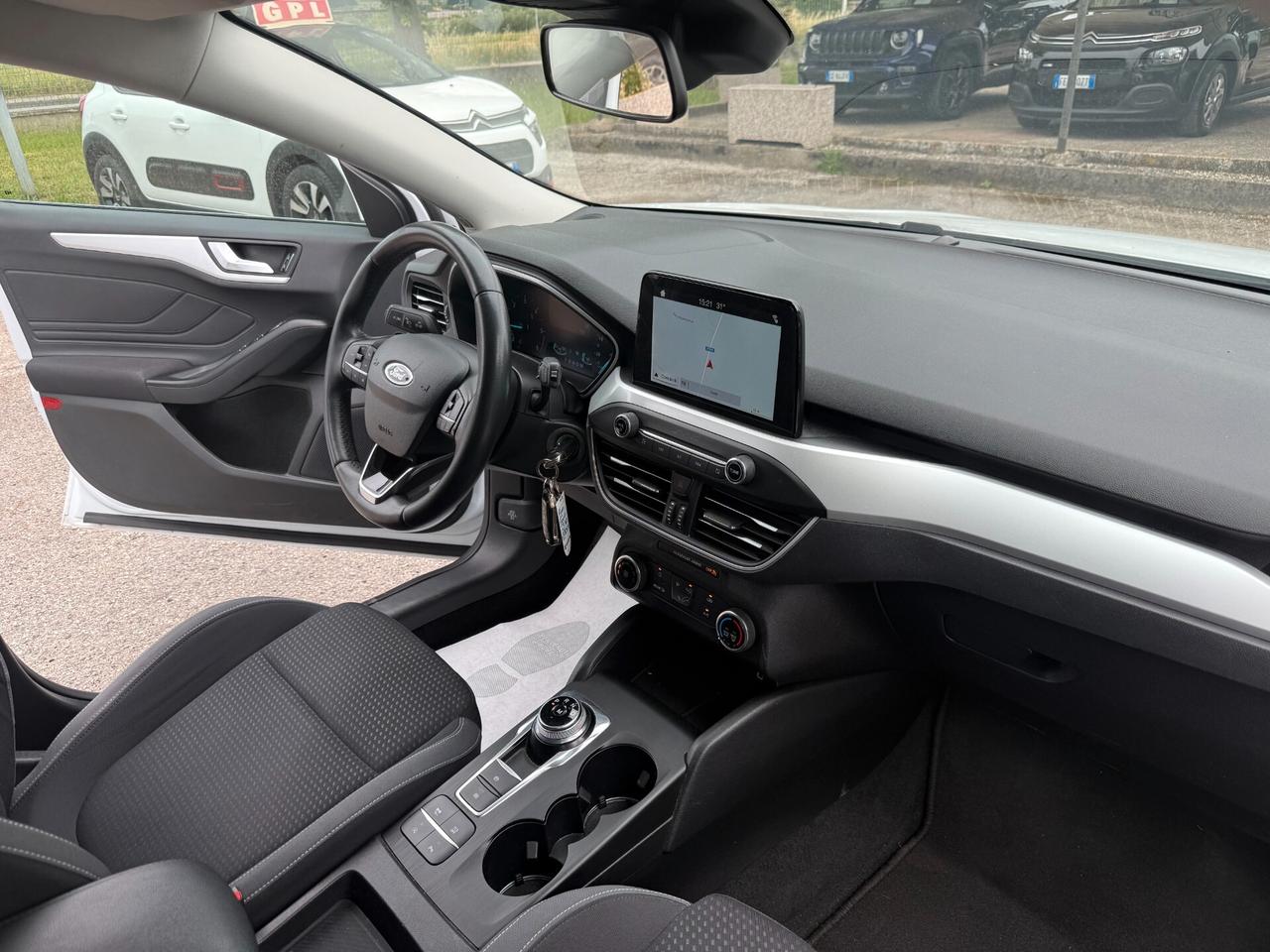 " POCHI KM " Ford Focus 1.5 TDCi 120 CV AUTOM.