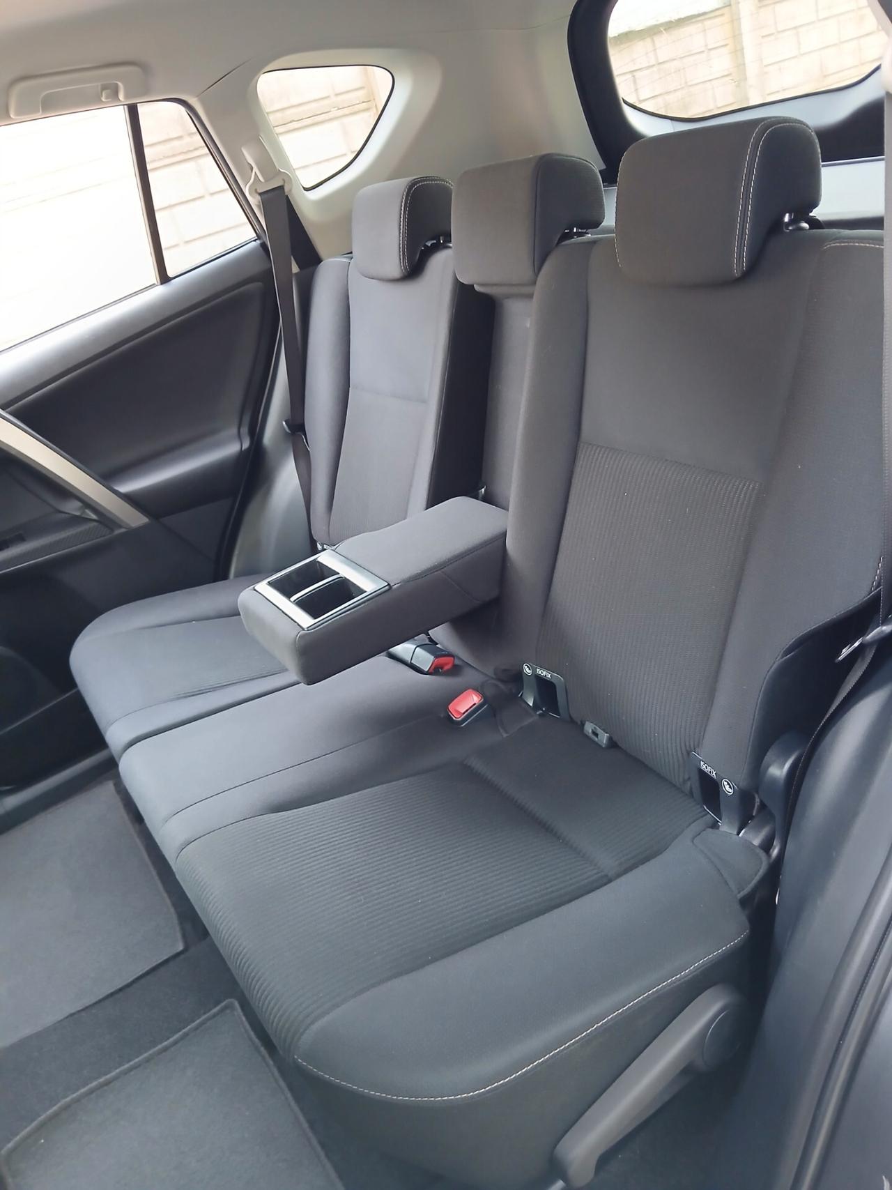 Toyota RAV 4 Style auto pari al nuovo