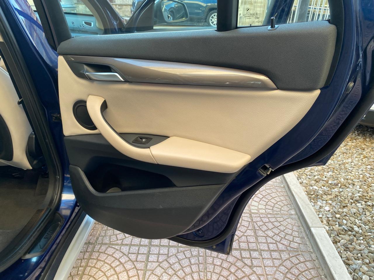Bmw X1 sDrive18d xLine