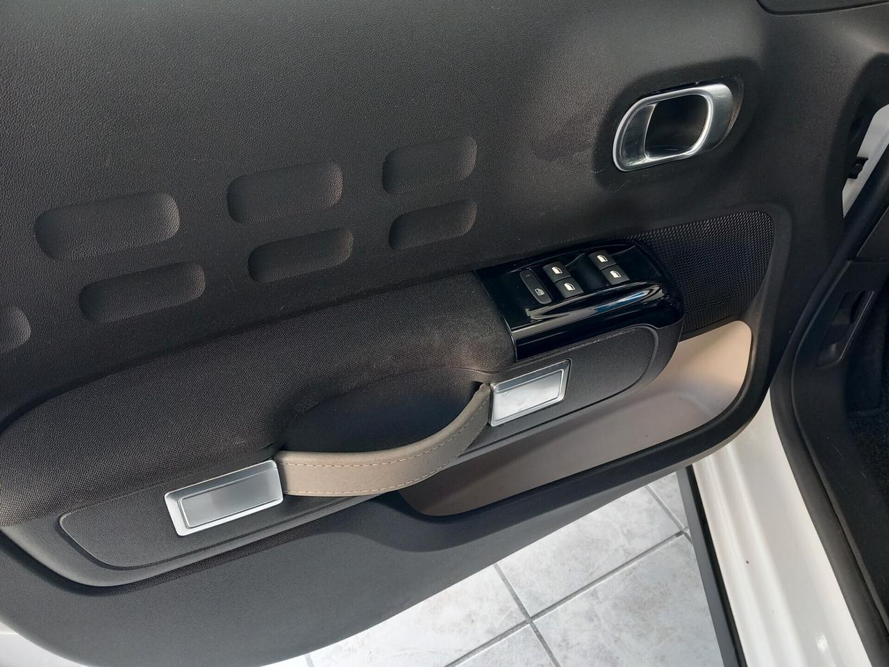 Citroen C3 anno 2019 1.2 benzina 104 mila km