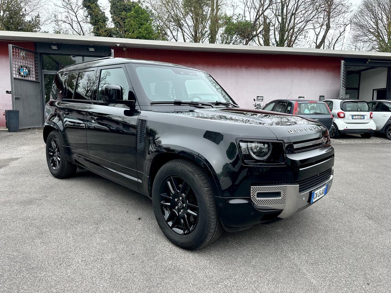 Land Rover Defender 110 3.0D I6 200 CV AWD Auto X-Dynamic SE Sospensioni Balck Edition Permute Rate Garantita