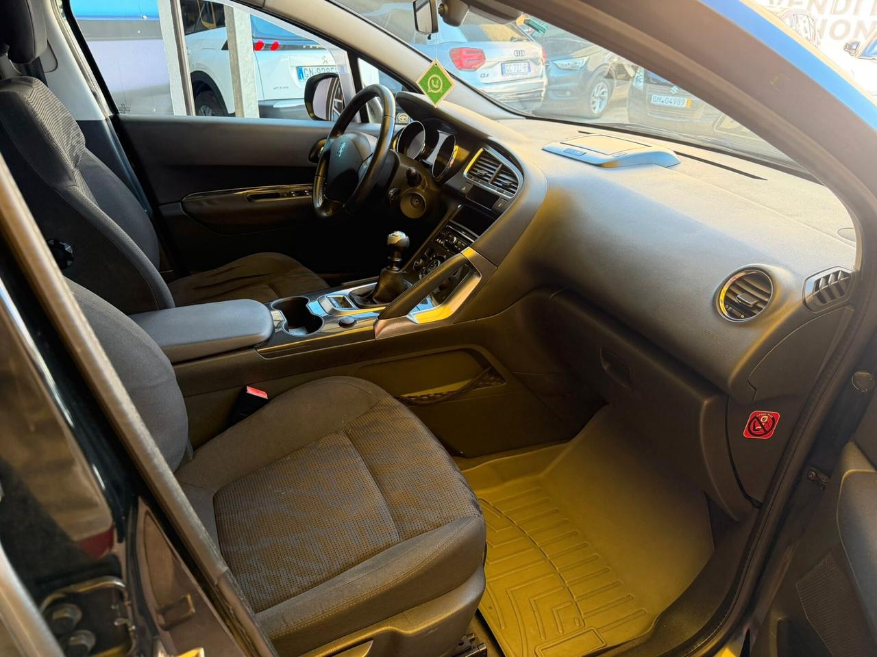 Peugeot 3008 1.6cc diesel 12 mesi garanzia-2012
