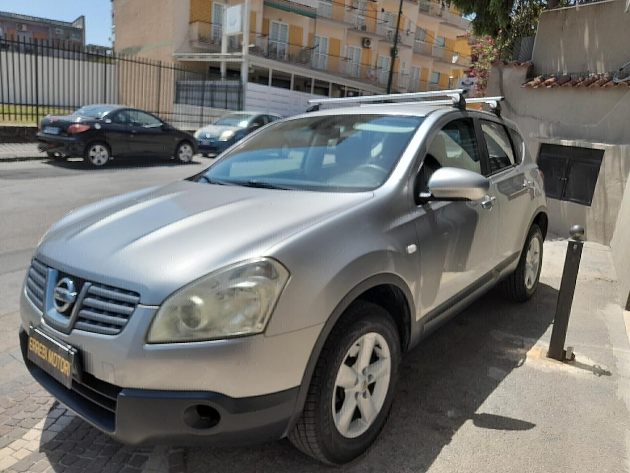 Nissan Qashqai 4X4 GANCIO TRAINO
