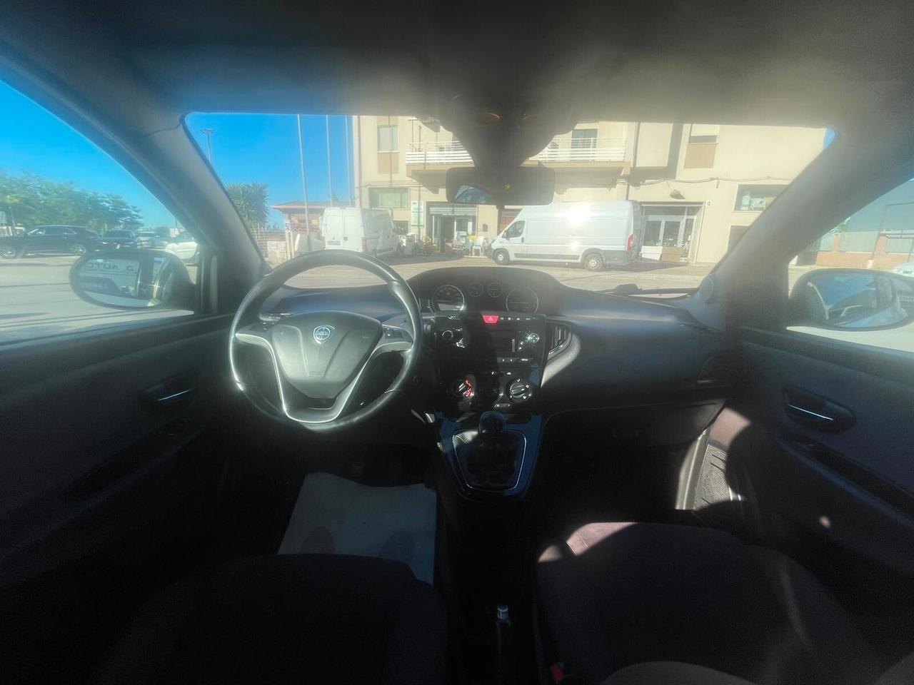 Lancia Ypsilon 1.3 MJT 16V 95 CV 5 porte S&S Platinum