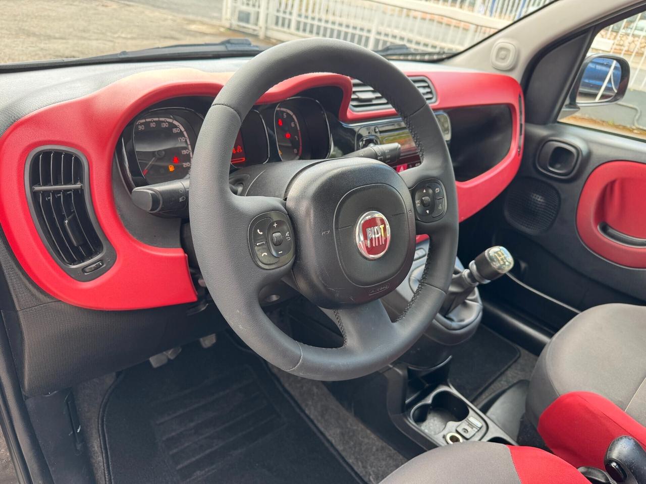 Fiat New Panda 0.9 TwinAir Turbo Natural Power Lounge