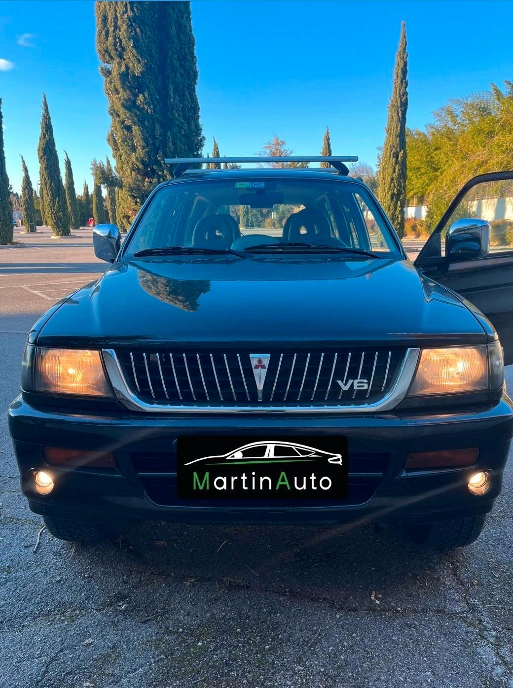 Mitsubishi Pajero Sport 3.0i V6 24V - 4x4