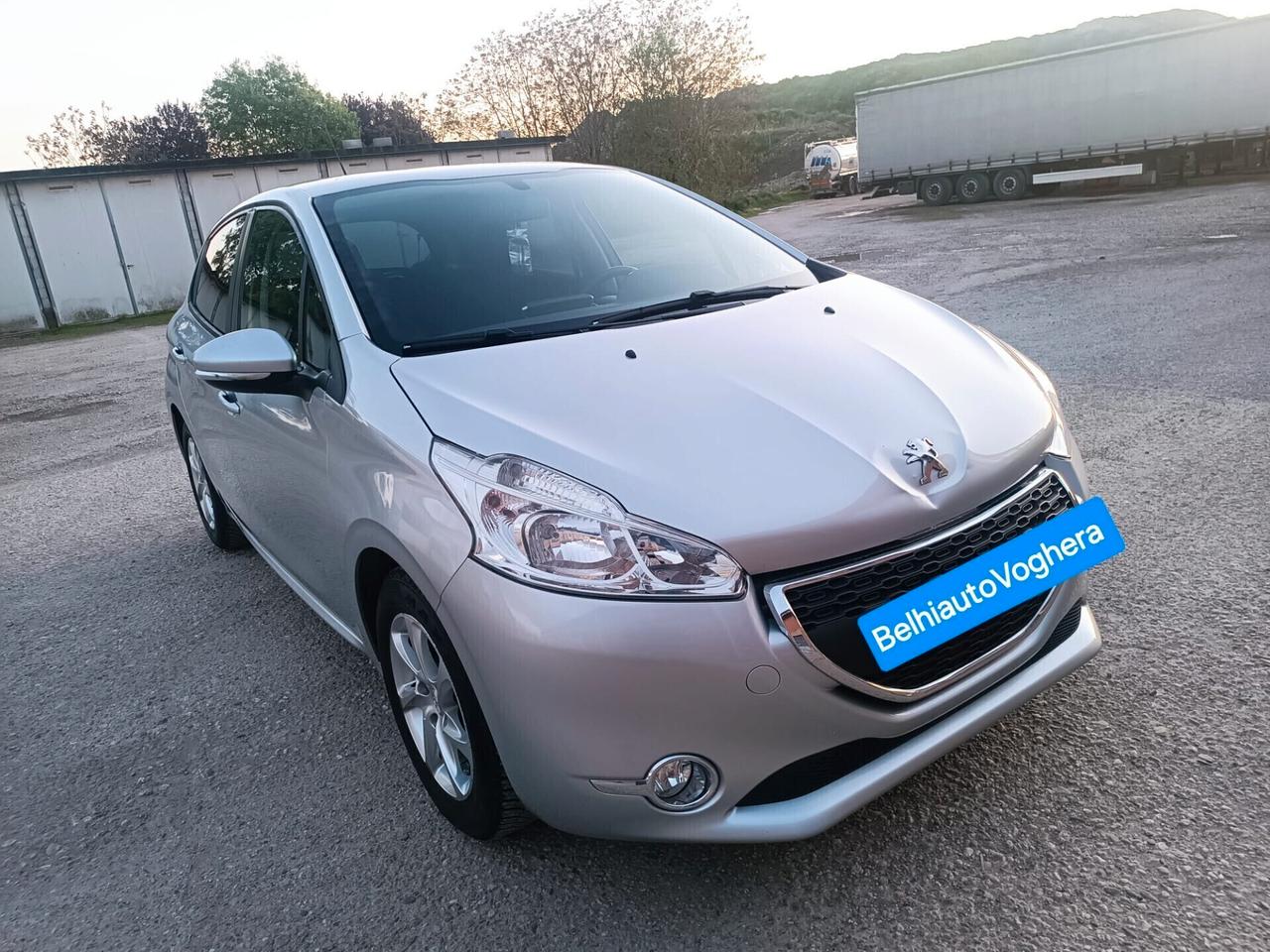 Peugeot 208 2013---1.0 Benzina Neopatentati