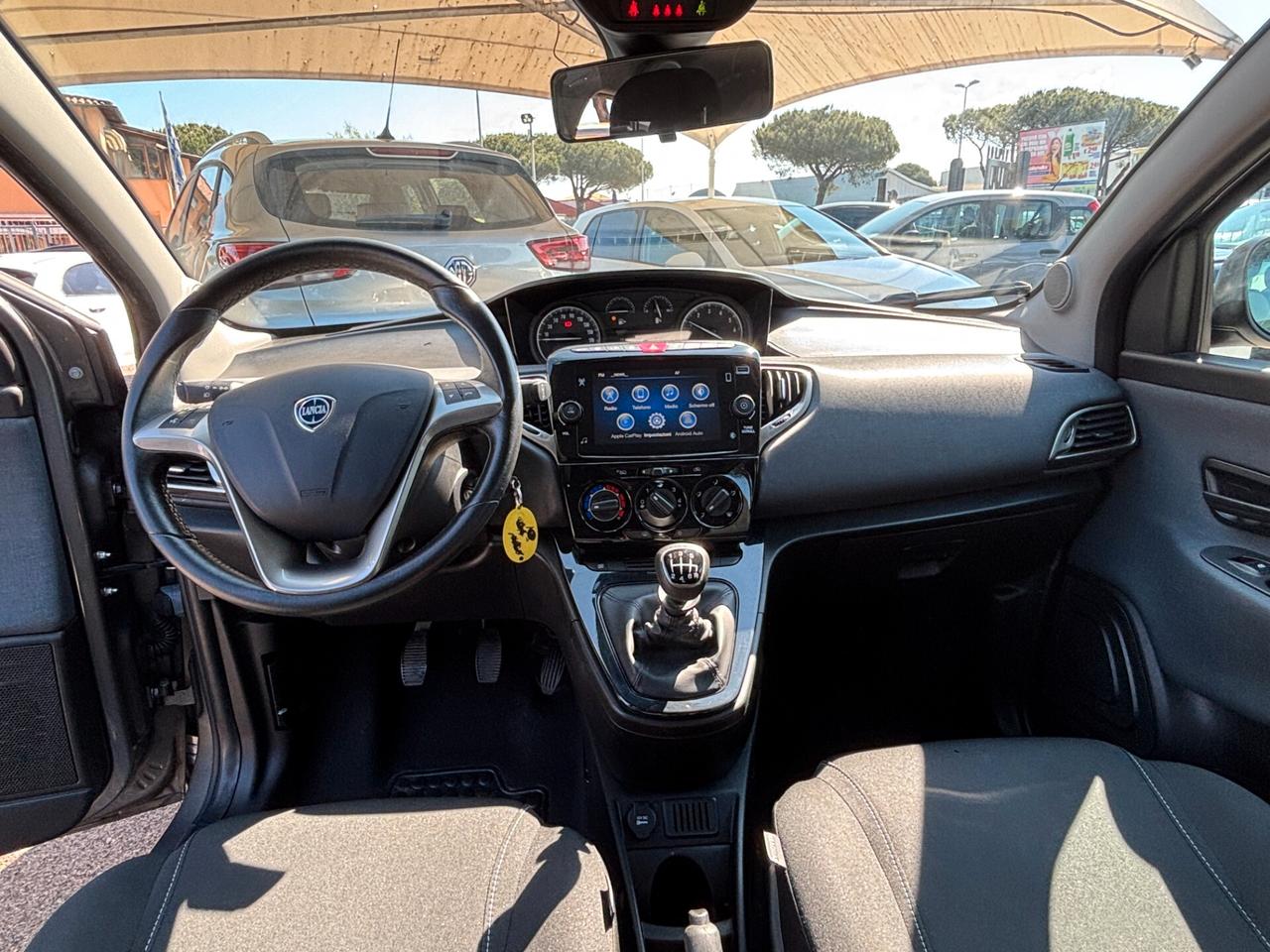 Lancia Ypsilon 1.0 FireFly 5 porte S&S Hybrid Ecochic Gold