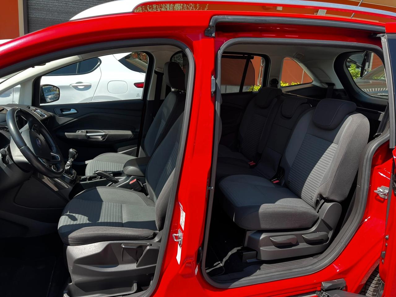 Ford C-Max Grand 7 1.5 tdci 120cv Titanium 7 posti