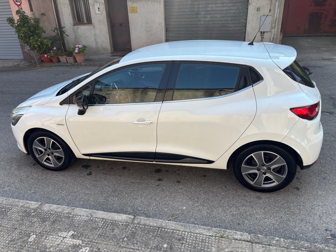 Renault Clio 1.5 dCi 8V 75CV 5 porte Live