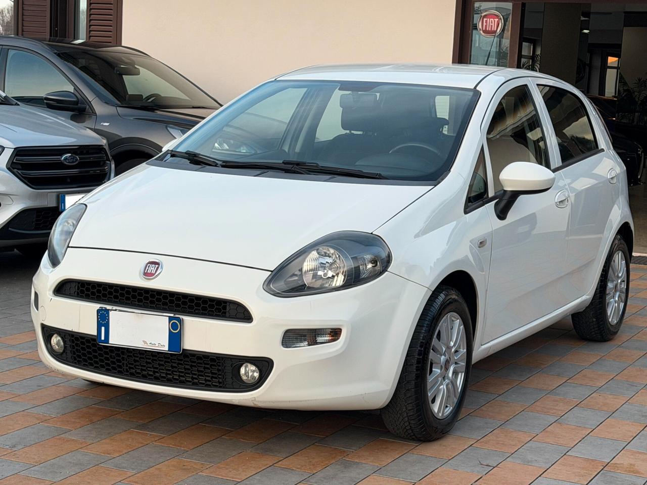 Fiat Punto New 1.3 M.JET 75 cv. 5p LOUNGE (MOTORE DA RIVEDERE)