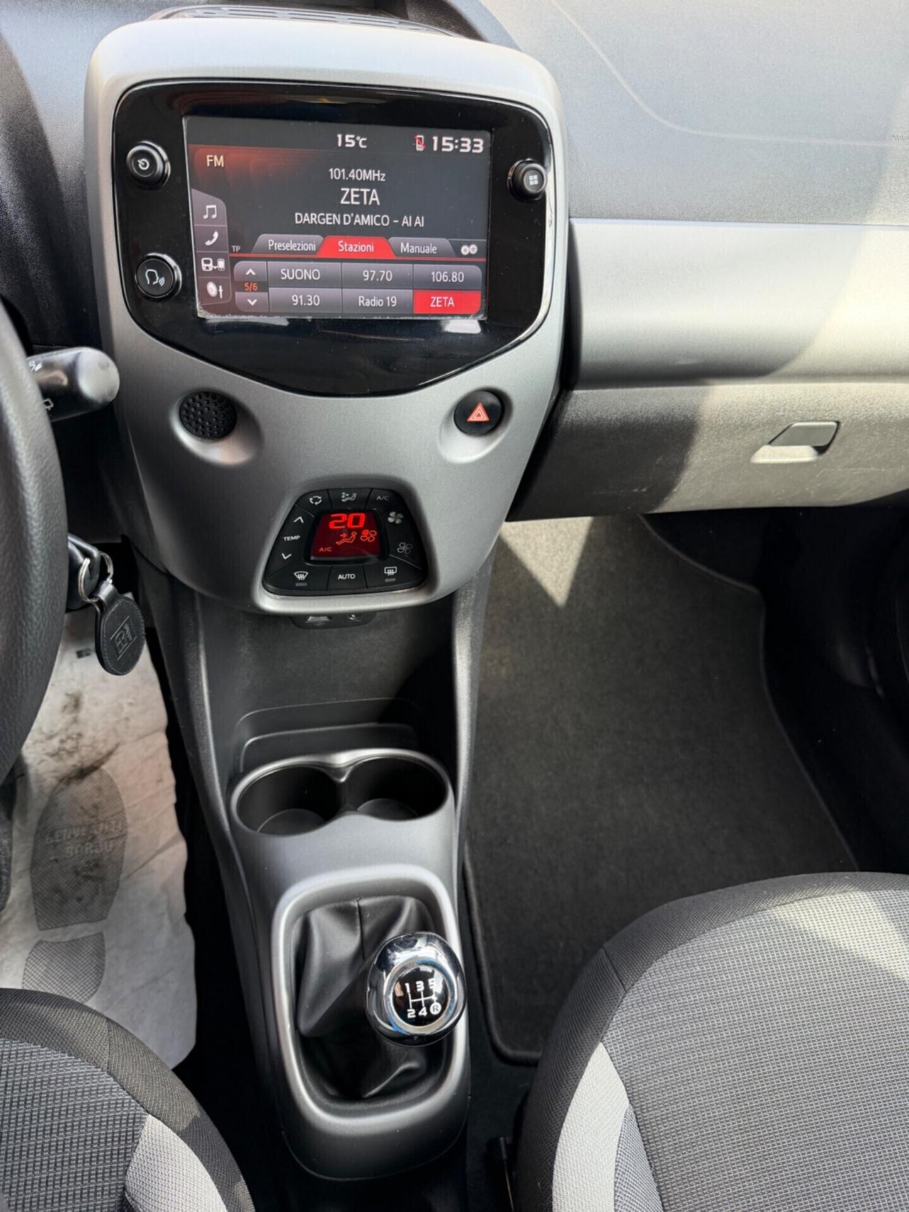 TOYOTA AYGO 1.0 NEOPATENTATI