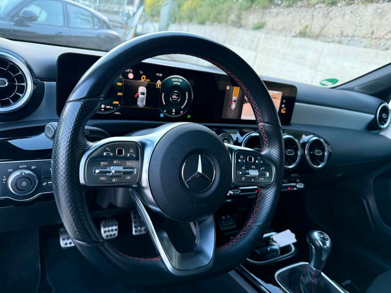 Mercedes-benz A 180 MERCEDES Premium AMG 2.0 116 CV