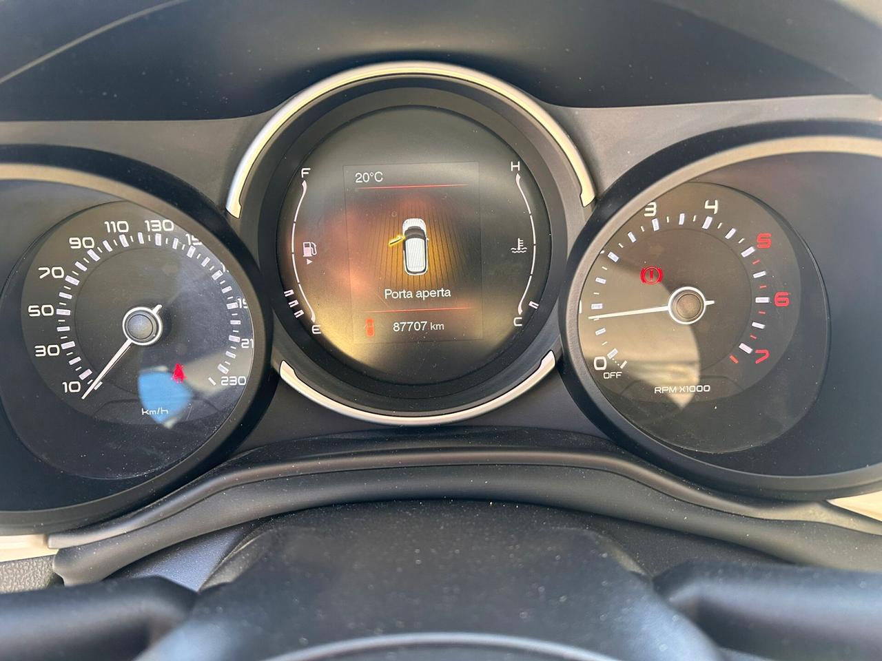 Fiat 500L 1.3 Multijet 95 CV Mirror
