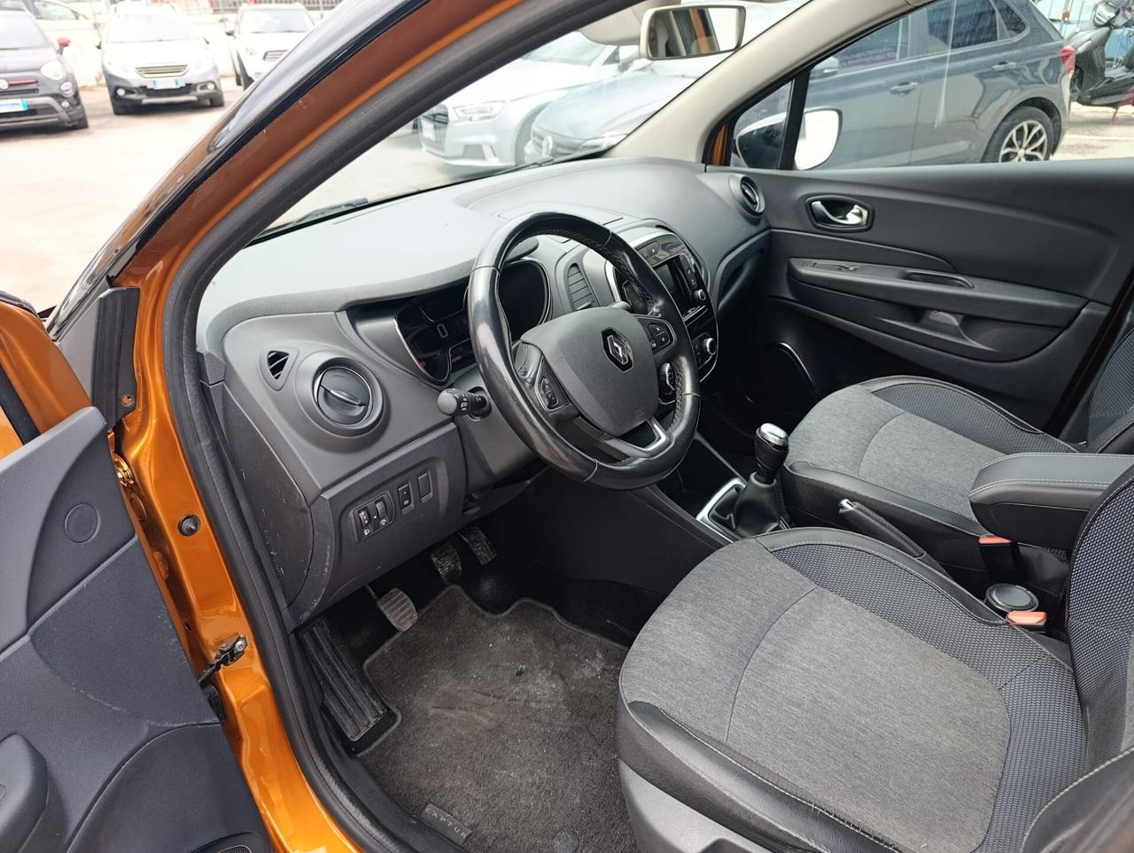 Renault Captur dCi 8V 90 CV Sport Edition2